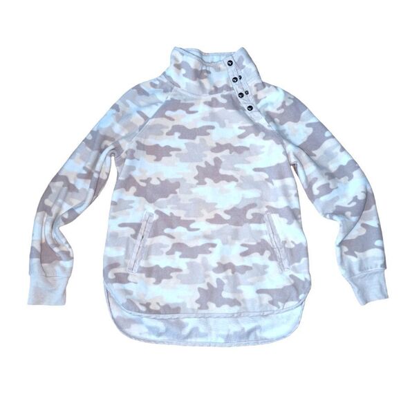 🛍️CAMO BUTTON UP FLEECE PULLOVER - Picture 1 of 3